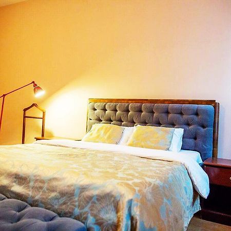 Apartment On Hutsulska 24H Electric Lviv Bagian luar foto