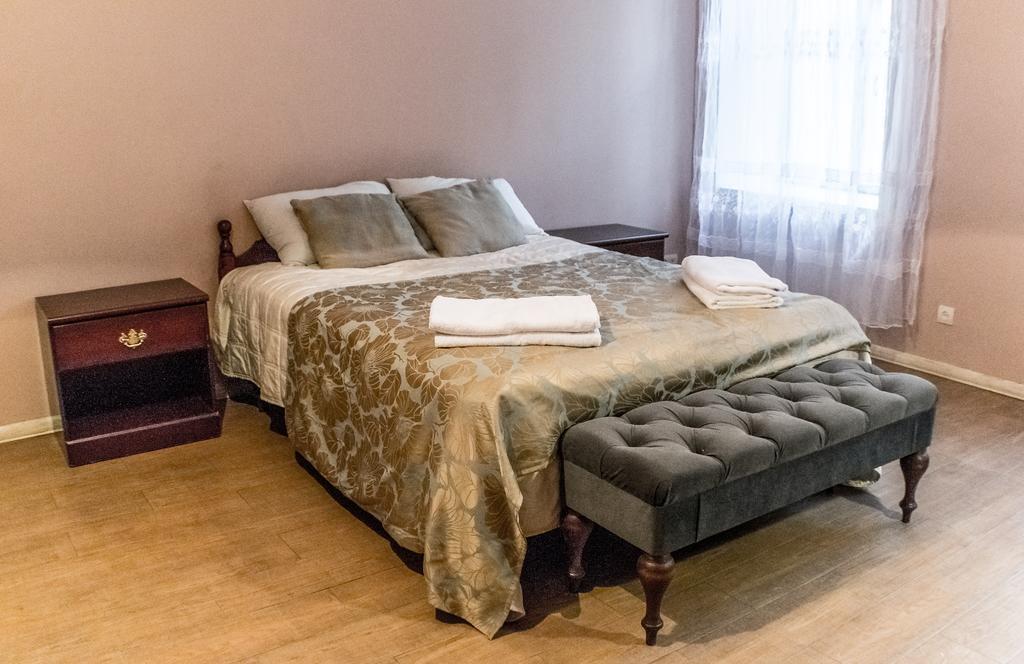 Apartment On Hutsulska 24H Electric Lviv Bagian luar foto